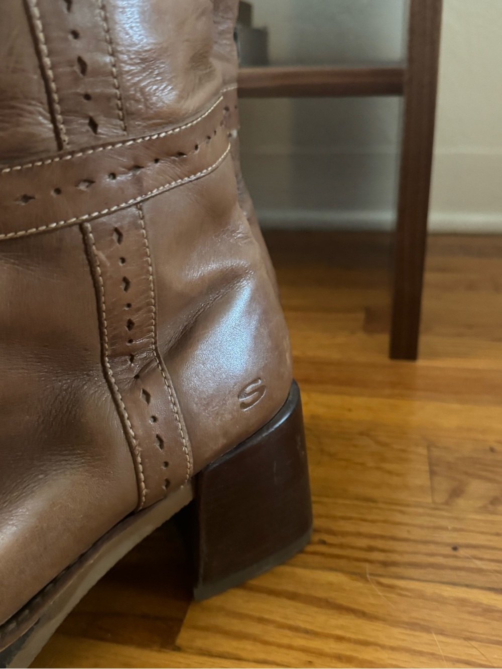 Vintage Y2K Brown Leather Skecher’s Mid-Calf Heeled Boots - Picture 2 of 9